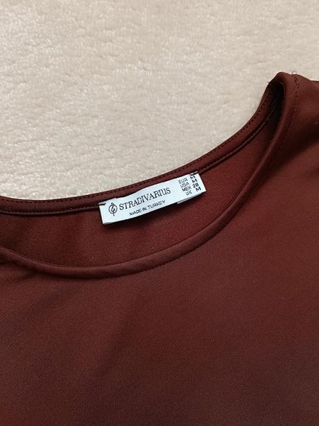 Elegantne saty, stradivarius,m