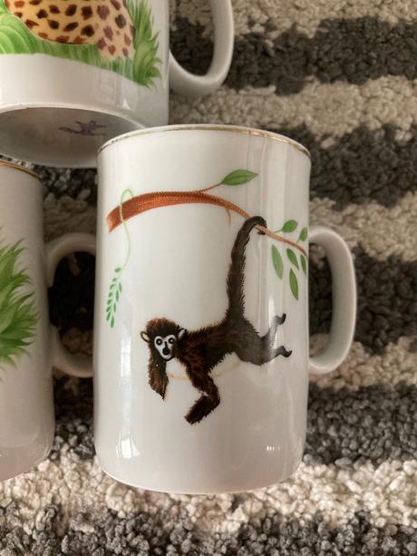 Retro hrnčeky zvieratá,