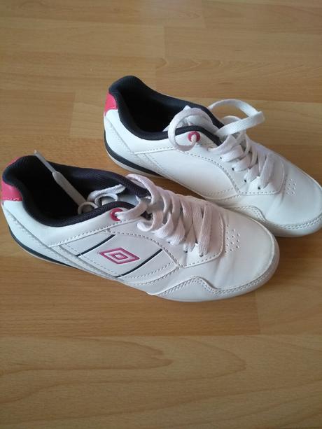 Tenisky, umbro,32