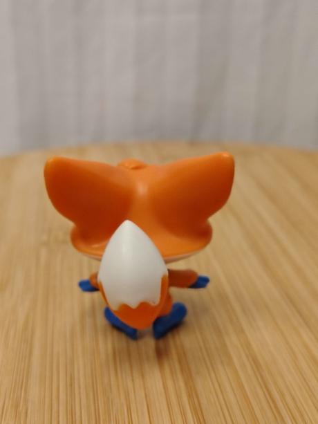 Figúrka líška, kinder maxi, séria iced lake foxes, 