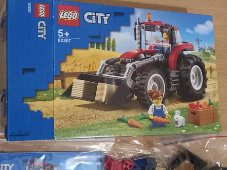 Lego 60287 traktor,