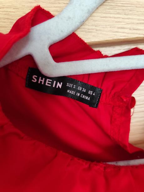 Červené šaty shein s-m, s