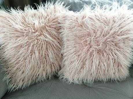 Vankúše dekoračné,