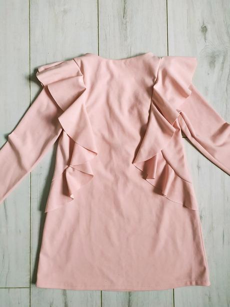 Šatičky s volánom, 134