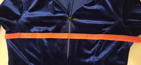 Zľava zamatové spoločenské šaty - parížska modrá, 38