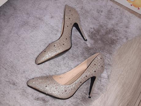 Kamienkové lodičky, 37