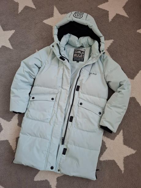 Tepla bunda, c&a,158