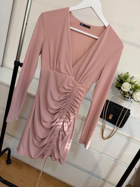 Zara pudrové riasené mini šaty, zara,s