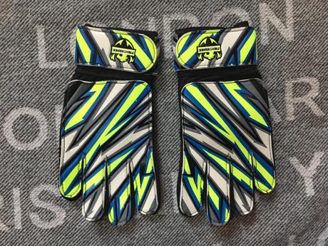 Fudbalove brankarske rukavice velkost 5, 