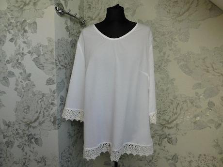 Pekna kvalitna bluzka, 44