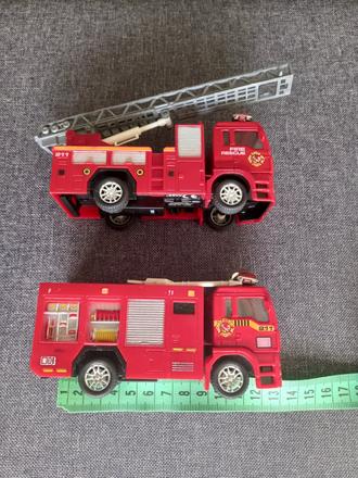 Požiarne auto 2 ks, 