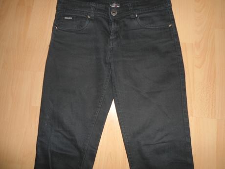 Cierne rifle, takko,164