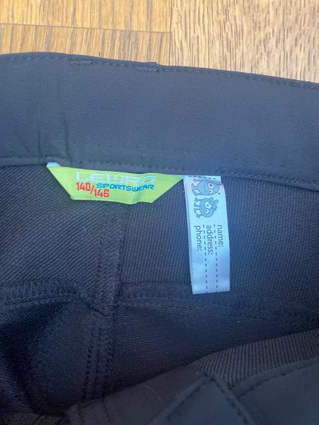 Turistické nohavice, 140