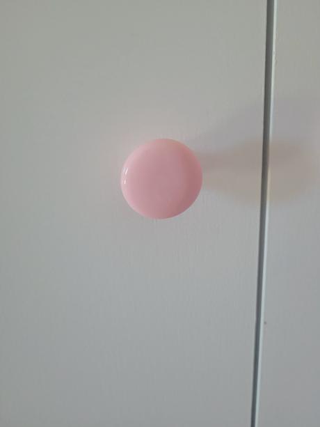 Úchytky na nábytok, 