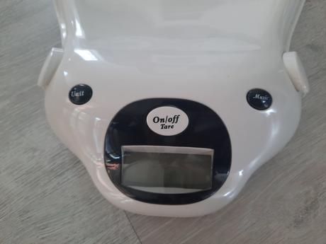 Novorodenecká váha, 