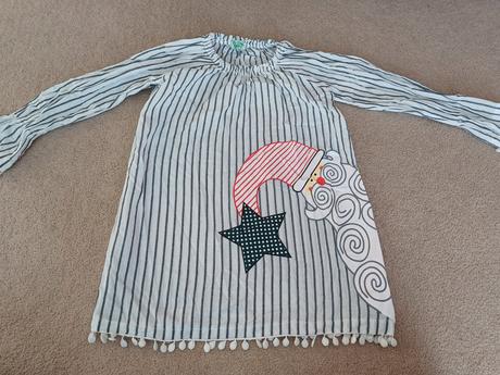 Vianocna tunika, 122