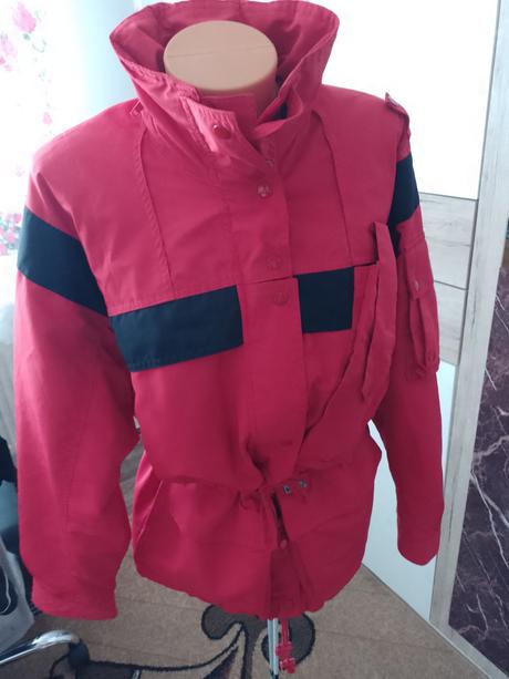 Dámska prechodná vetrovka, 38