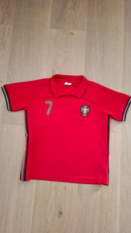 Ronaldo mez ako nove 128-134, 134