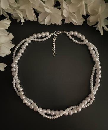 Perlový náhrdelník,
