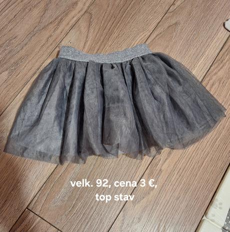 Sukňa na predaj, 92