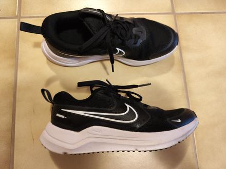 Predám tenisky, nike,36