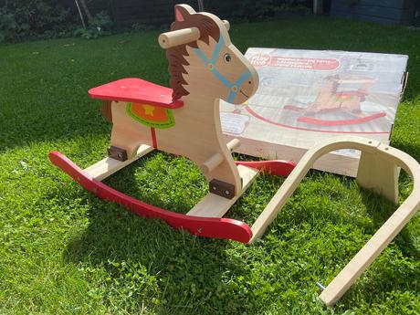 Drevený konik playtive,