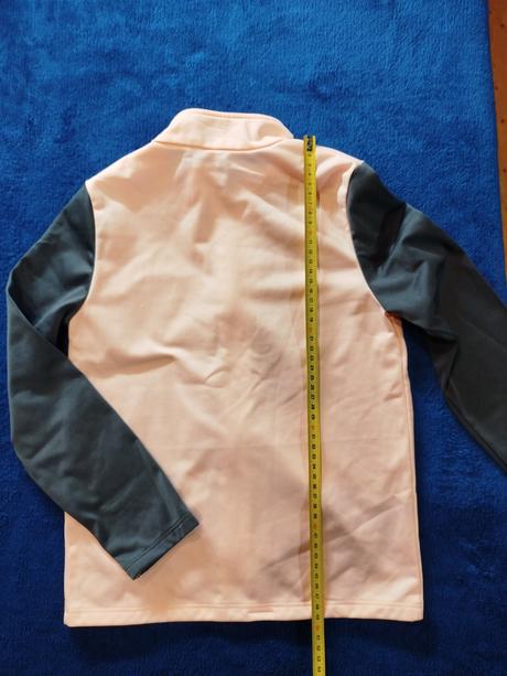 Tenšia športová bundička, decathlon,122