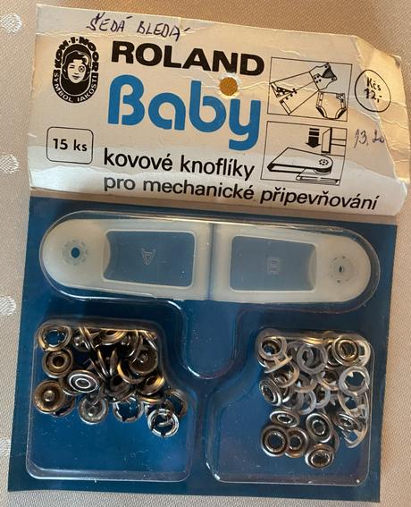 Farebné kovové gombíky roland baby - 15ks,