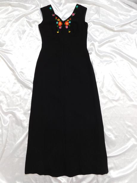 Luxusne vintage maxi šaty, 36