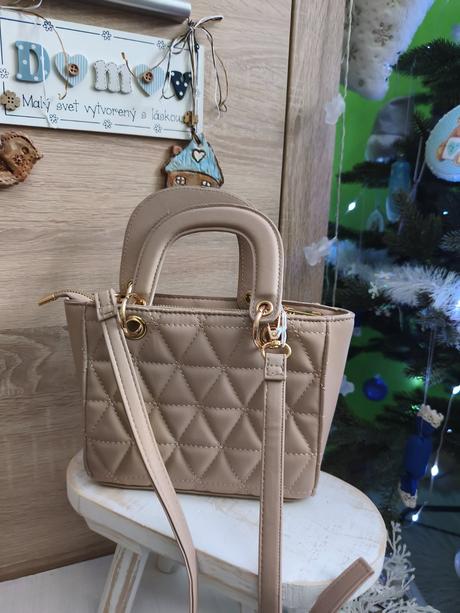 Malá štýlová kabelka,