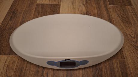 Detská digitálna váha chicco, model 06746, chicco