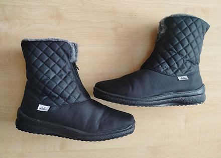 Dámske prešívané snehule na zips, 40