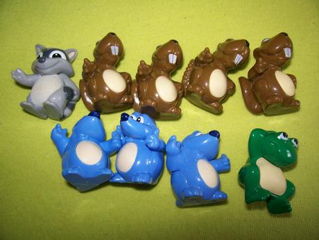 Postavičky z kinder vajíčok,