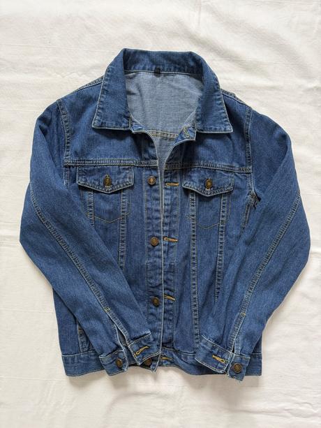 Klasická rifľová bunda s modrý denim, s