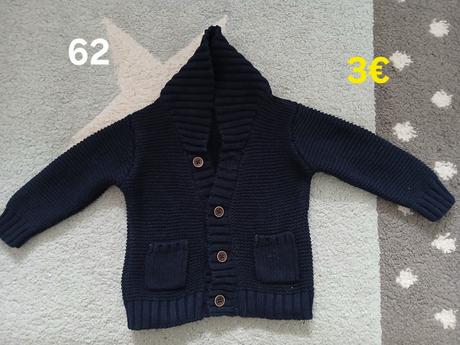 Svetrik na gombiky 62, 62