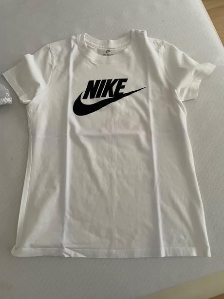 Tricka nike 5ks, nike,m