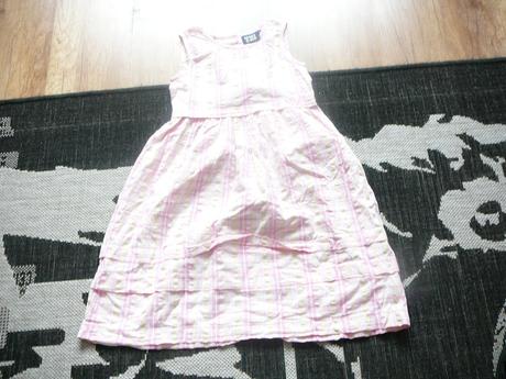 Dievcenske saty, 128