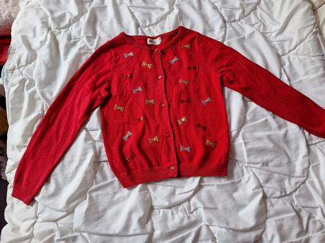 Cerveny svetrík, h&m,116