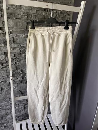 Zara v.s, zara,s