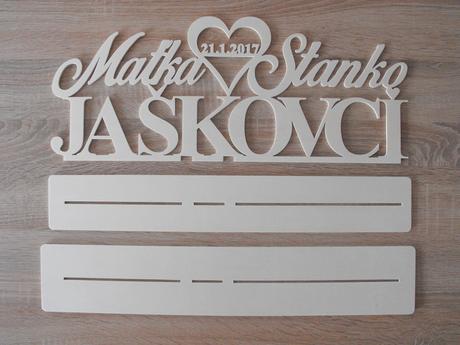 Svadobný stojan s krstnými menami, 