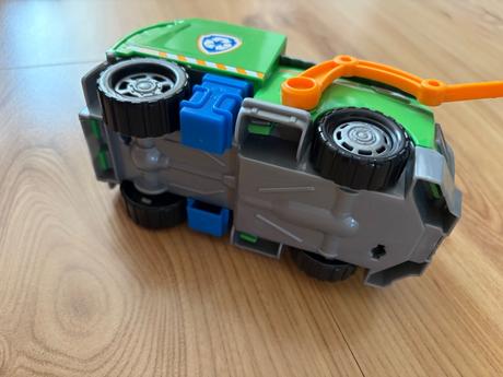 Paw patrol labkova patrola základne autá, 