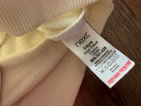 Mikina so slniečkom, next,116