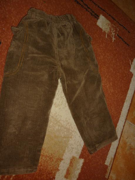 Oteplené menčestráky, 92