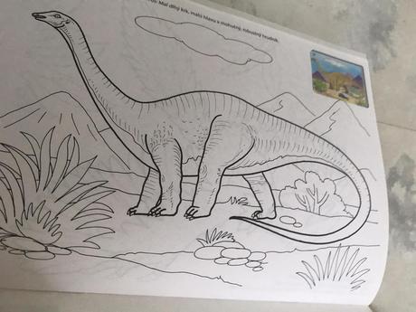 Dinosaury  omaľovánky + nálepky + časopis, 
