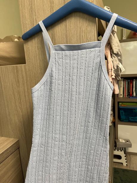 Bledomodré pletené šaty, zara,s