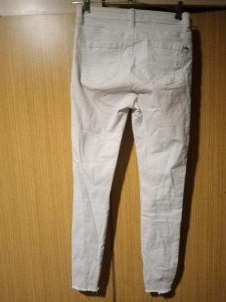 Dámske moderné trhane rifle, 36