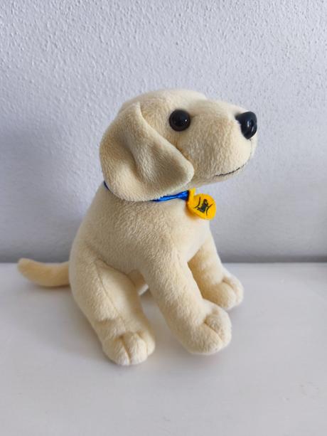 Pes s modrým obojkom 19 cm, 