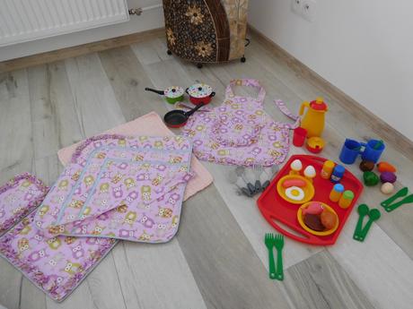 Príslúšenstvo pre bábiku/všetko ako na foto,,