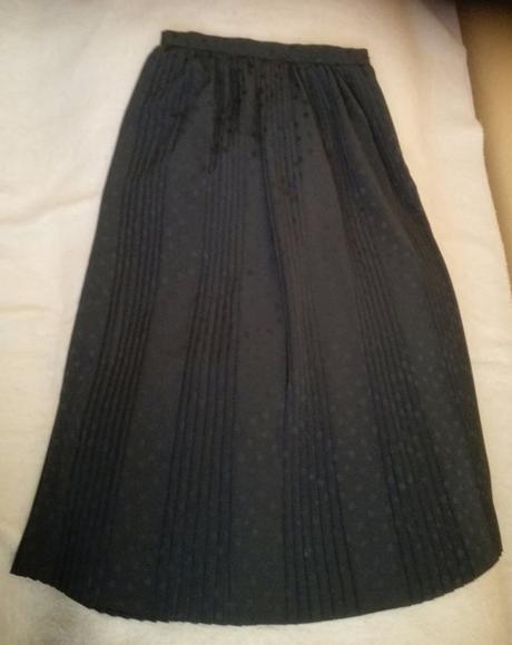 Elegantná sukňa do pásu, s