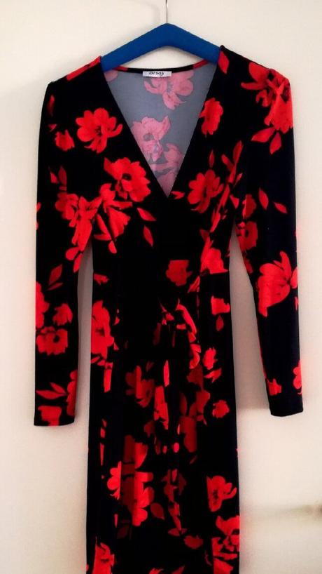 Orsay červeno-čierne dámske kvetované šaty (nové), orsay,m